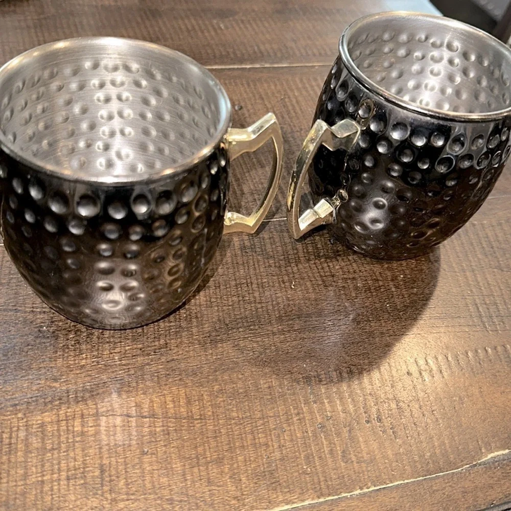 Set of 2 hammered bronze Moscow mule mugs